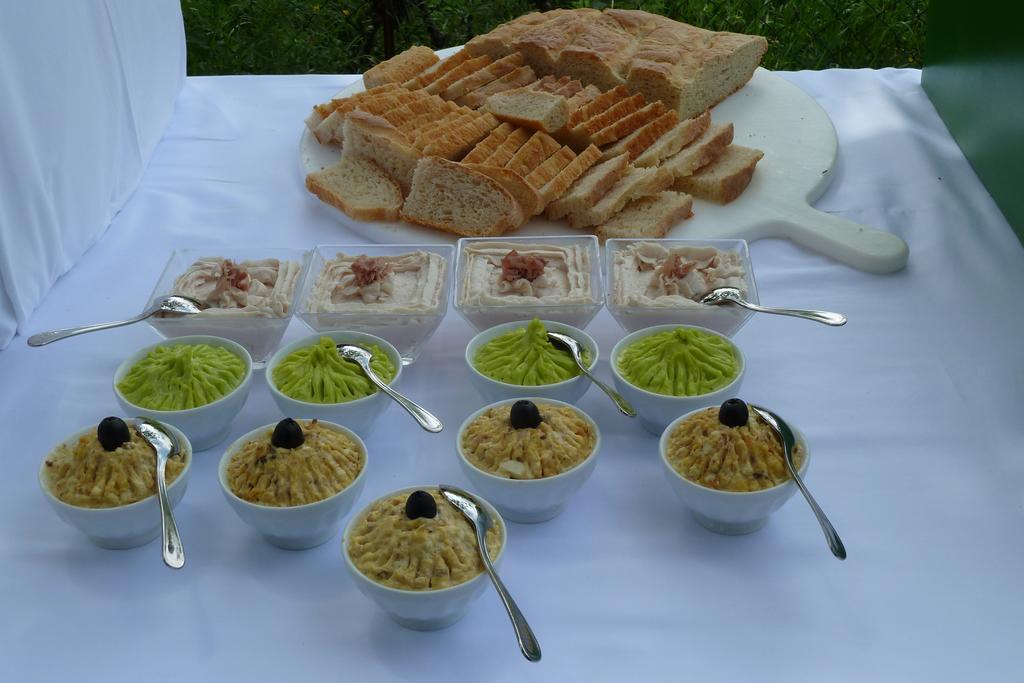 Agriturismo Ristorante Albachiara Villa Carpeneto Exterior foto